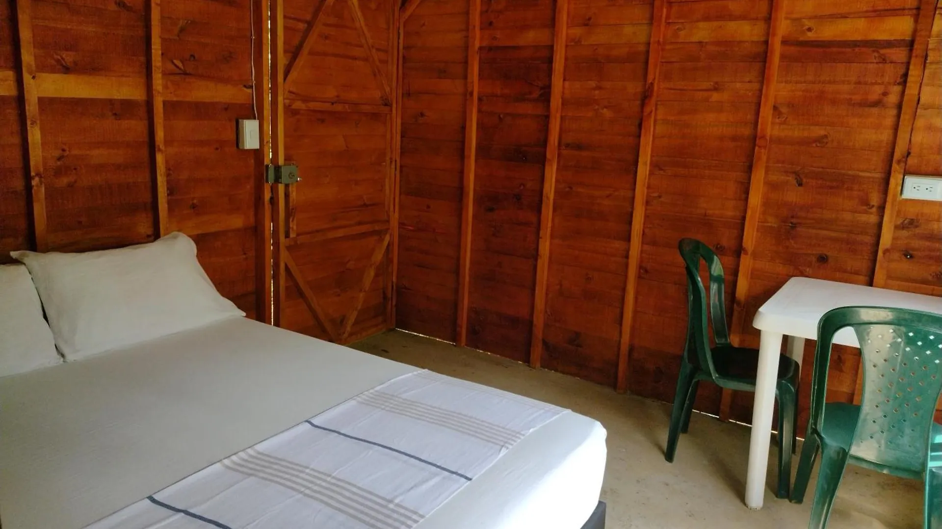 Sapiens House Cabana Del Lago 3 Cali 0*,  Colombia